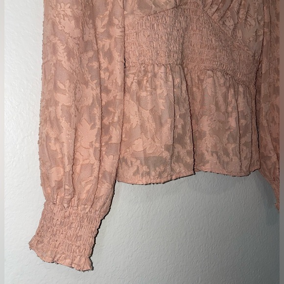 BCBGMAXAZRIA Womens V-neck Woven Floral Peasant Long Sleeve lined blouse Top EUC - Picture 4 of 16